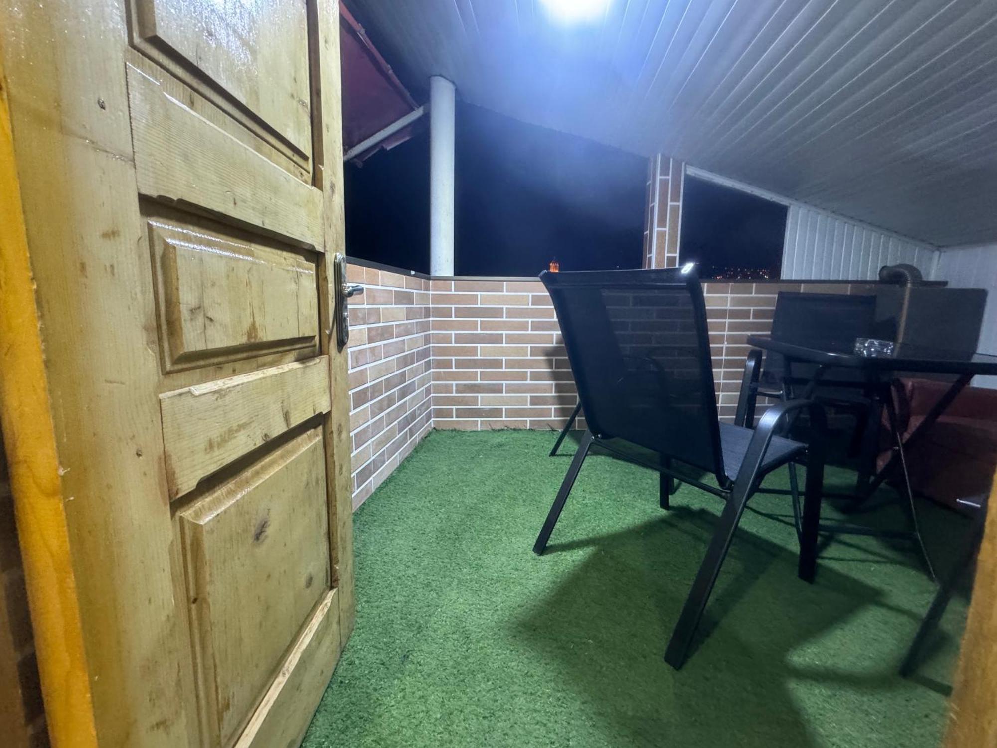 Tamuna Apartment Тбилиси Екстериор снимка