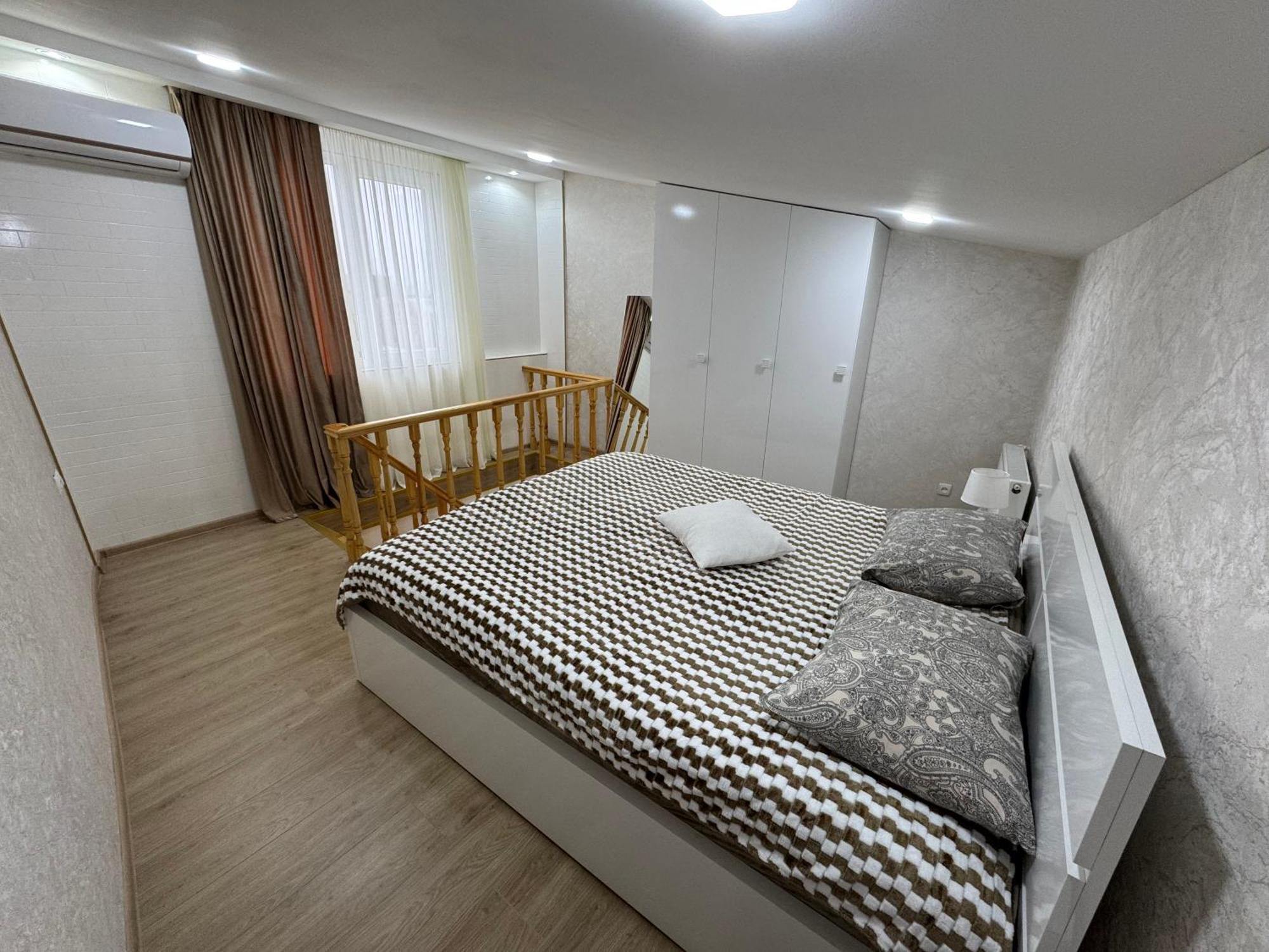 Tamuna Apartment Тбилиси Екстериор снимка