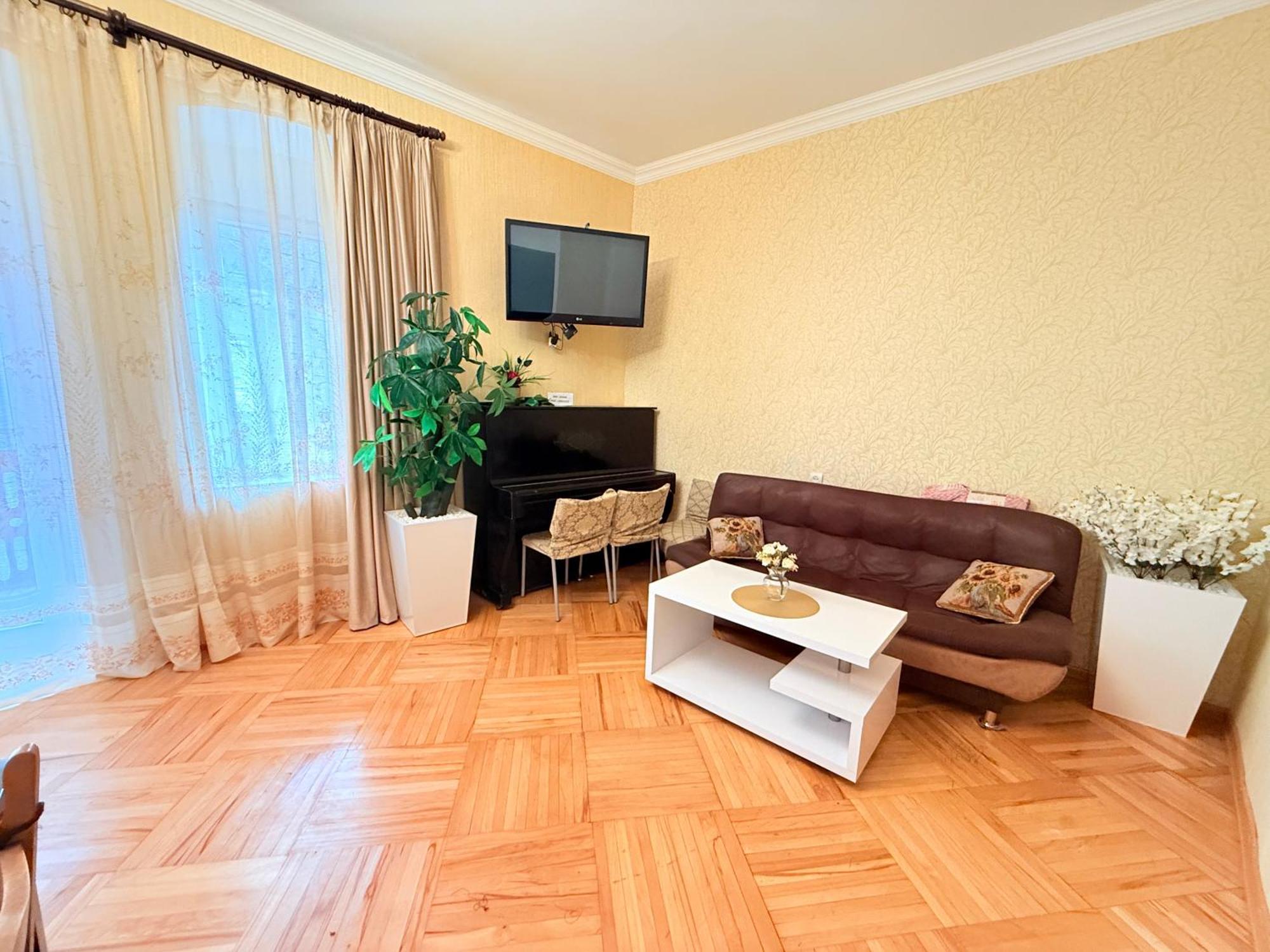 Tamuna Apartment Тбилиси Екстериор снимка