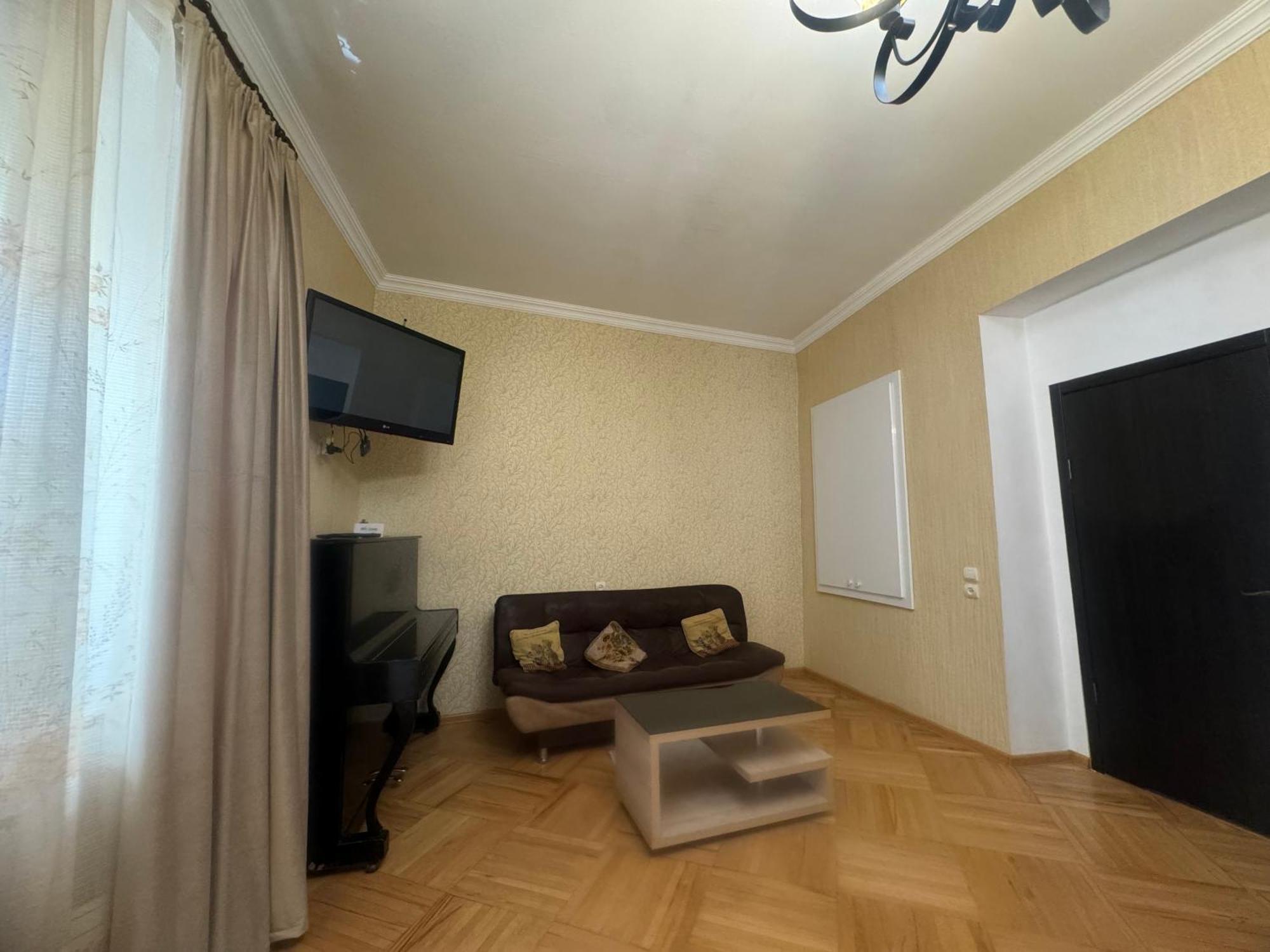 Tamuna Apartment Тбилиси Екстериор снимка